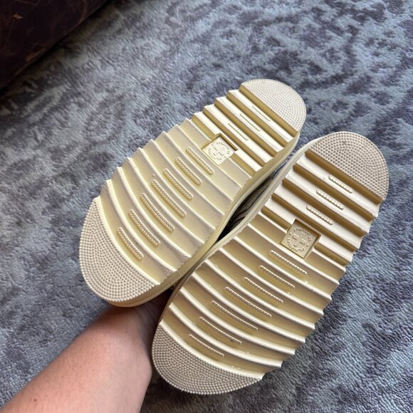 Dr. Martens Voss Mono Yellow Pastel Leather Sandals - Picture 12 of 12